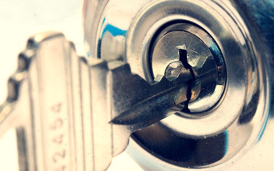 ouvrir une porte fermée à clé Cesson